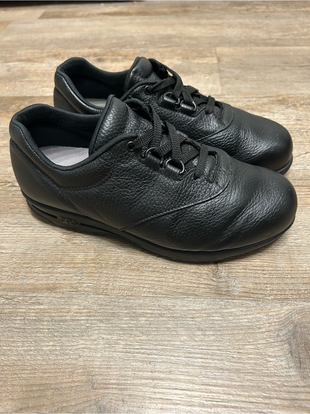 SAS Liberty Women's Size 6 W Wide Black Athletic Lace-Up Comfort Walking Shoes
